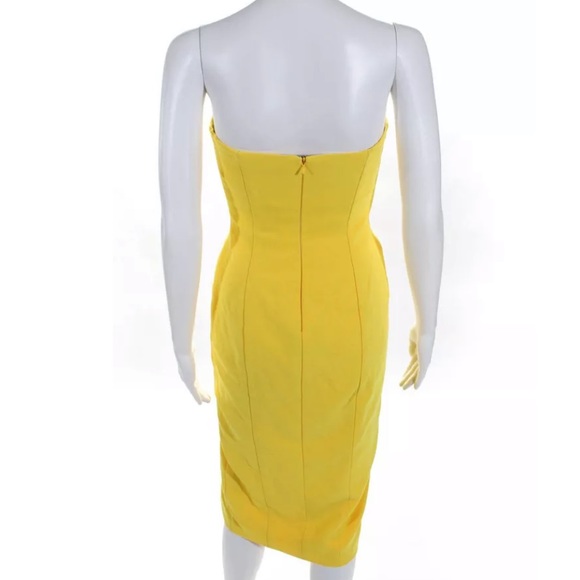 Jay Godfrey - Picture 4 of 5